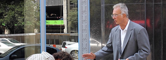 See how people react differently when a homeless man puts on a suit