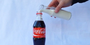 Have you wonder what happens when you poured milk into coke? This will make you SPEECHLESS