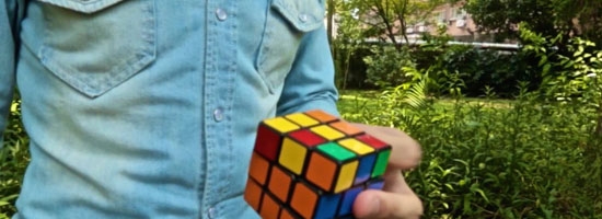 This guy solves a Rubik’s cube in the most bizarre way imaginable. This will blow your mind!