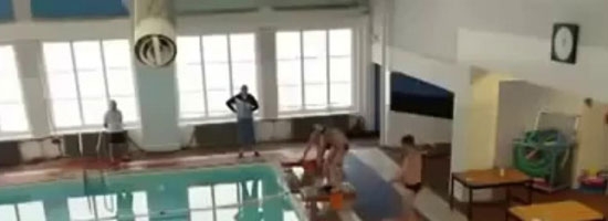 This is what happens when you try to swim after drinking a bottle of vodka!