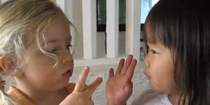 How to break the best friend’s friendship in just 10 seconds. It’s hilarious!
