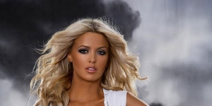 Hot soccer girl