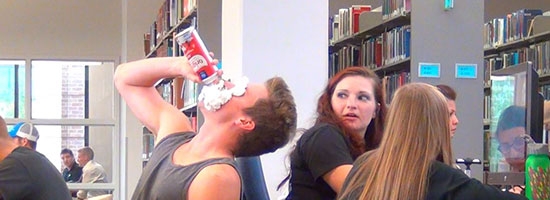This “Eating Loudly in The Library” prank is really hilarious, much more than expected!