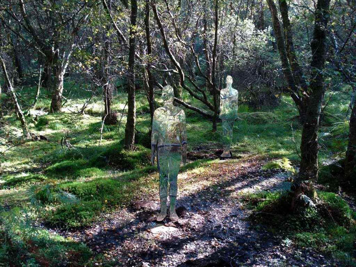 Shining Phantoms, The Reflective Sculptures of Rob Mulholland