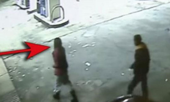 He Holds a Woman Hostage. So The Gas Station Clerk Did This to Save Her Life!