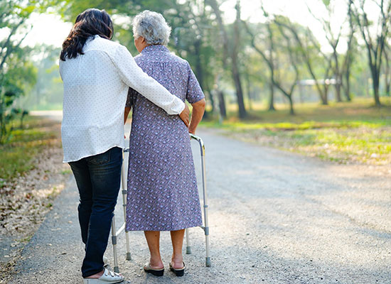 Top Solutions to Improve Aging People’s Mobility